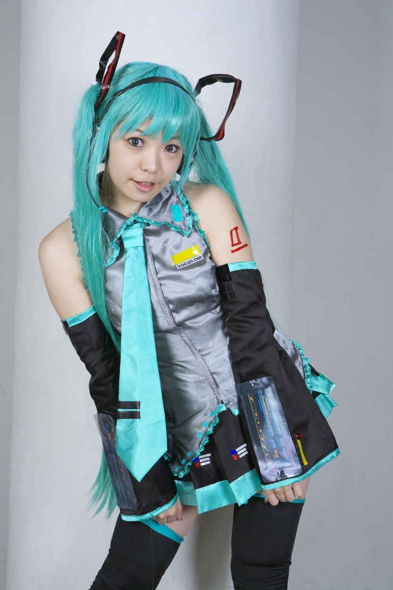 [Cosplay]  Vocaloid - Sexy Hatsune Miku